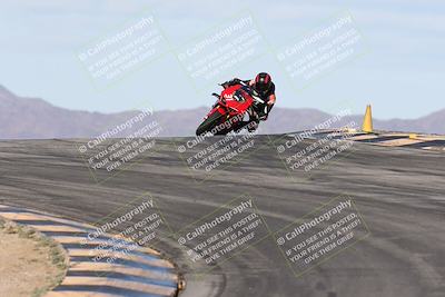 media/Nov-16-2025-Race Pace (Sun) [[8c5fa54630]]/Verified Riders/1-Turns 9 and 10 (925am)/